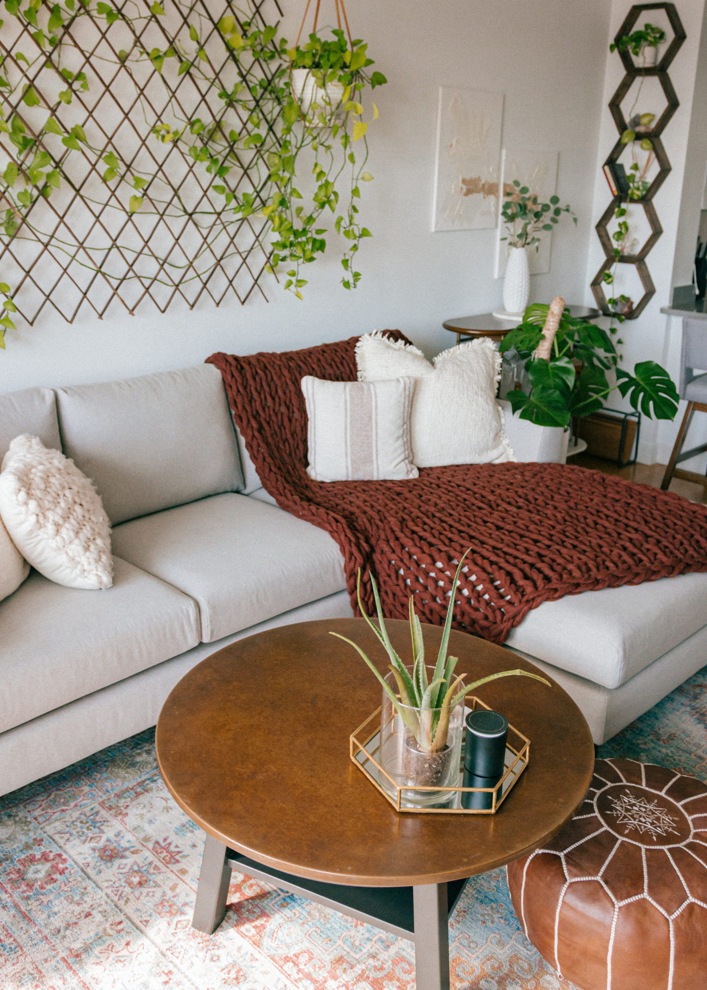 Apartment Living Room Mid Century Modern Cozy Boho Houseplants Urban Jungle Plant Wall Sofa Inspo Interior Decor